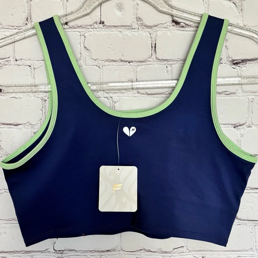 FABLETICS Mini Catalina Medium Impact Sports Bra--XL (girls 14/16)